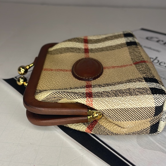 Authentic in Burberrys vintage canvas coin case with COA - Picture 9 of 12